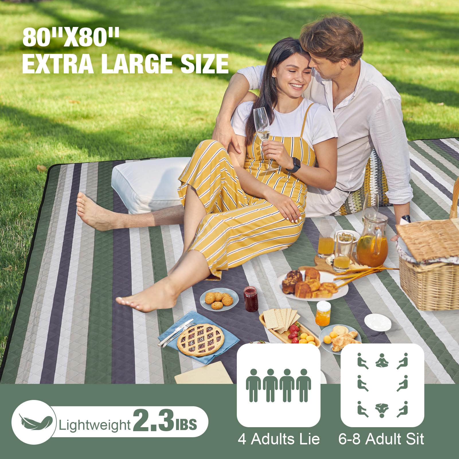 G GOOD GAIN foldable picnic mat folds compactly for easy transport.