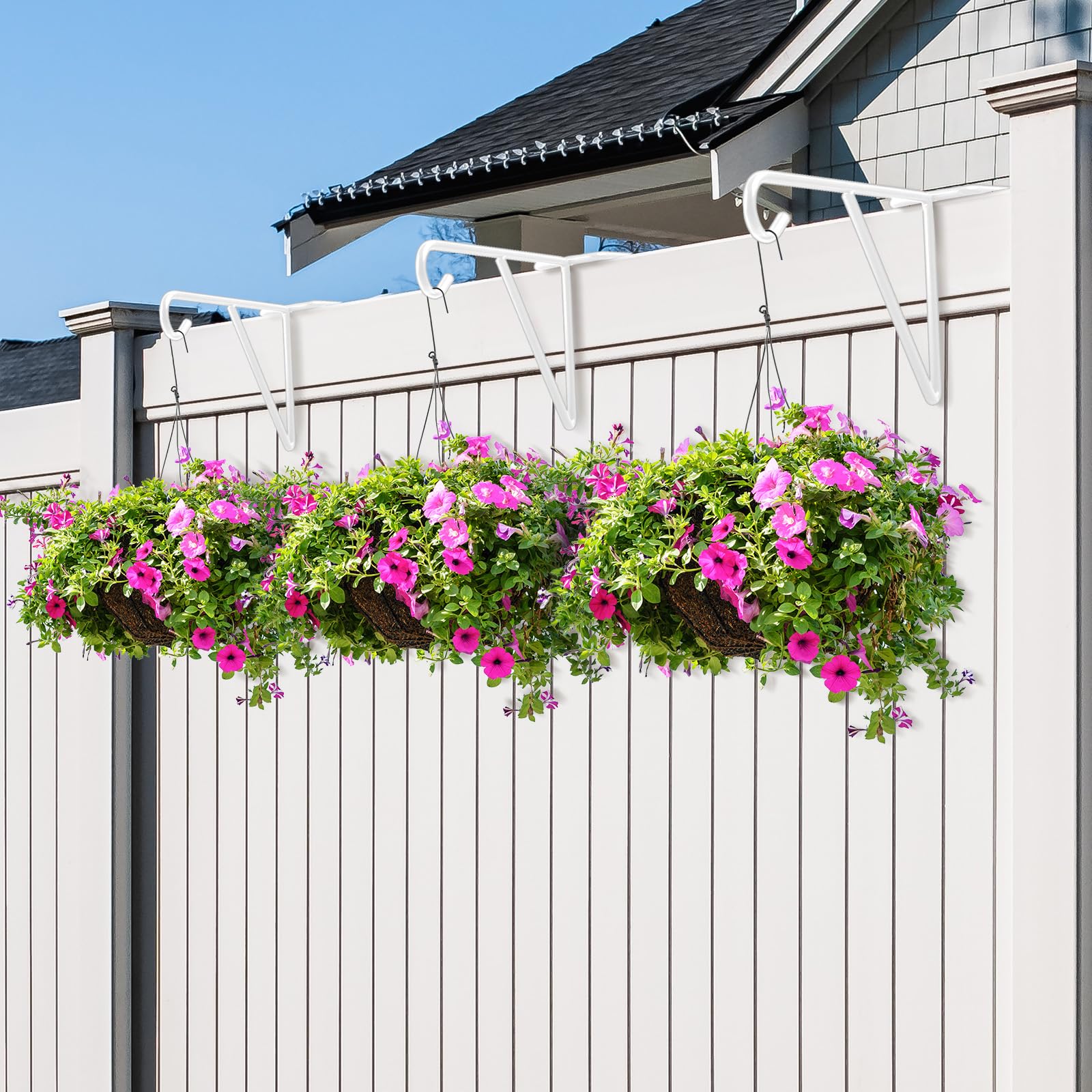 Gicare white patio hooks resist rust for year-round outdoor use