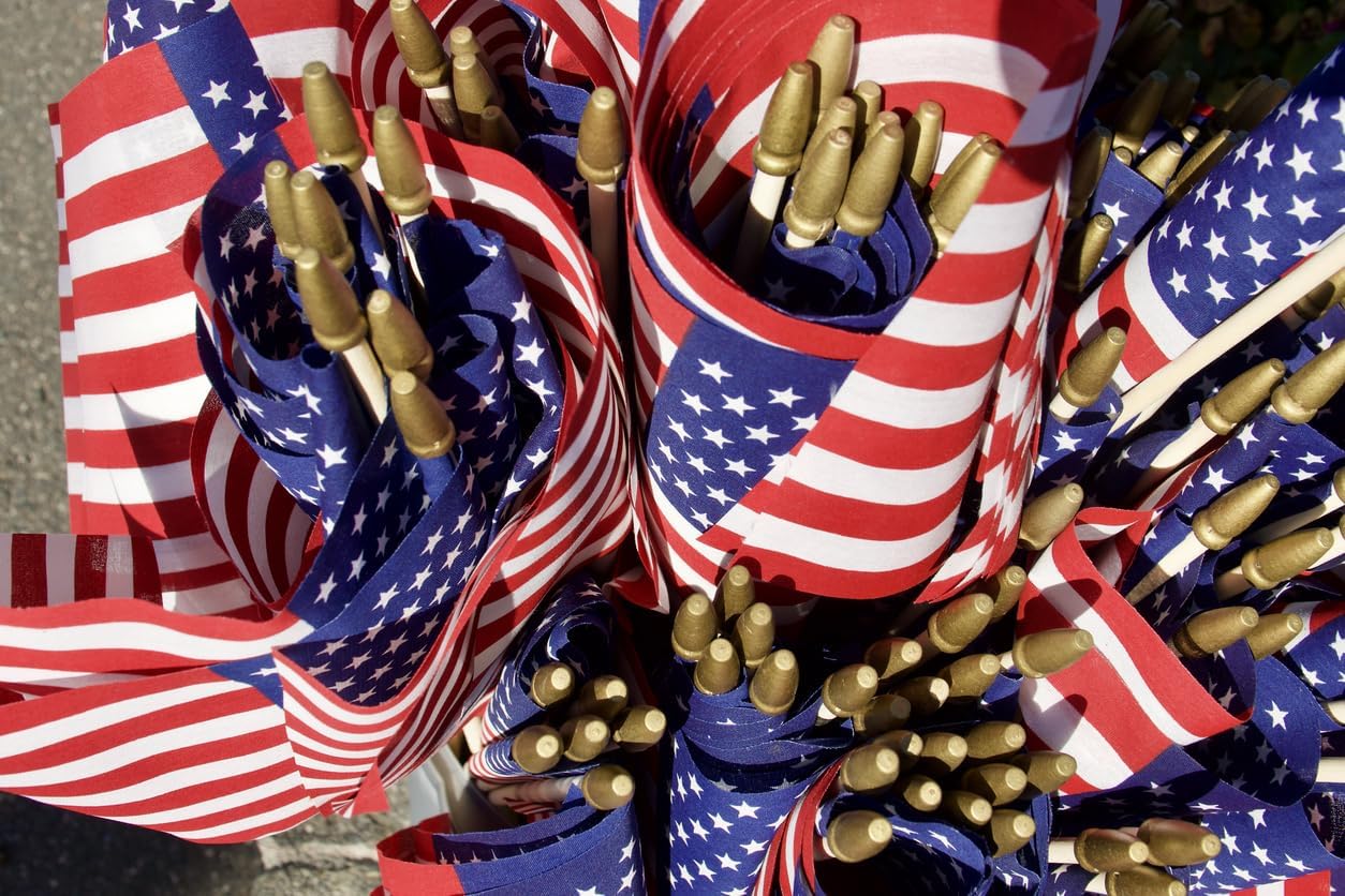 GiftExpress American flags for Veterans Day displays with quick setup.