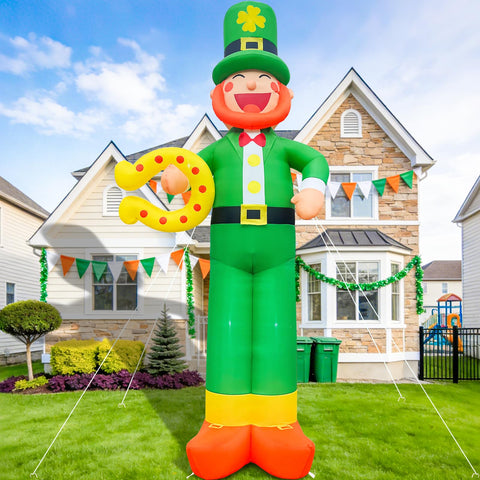 GIGLIM 12ft Leprechaun inflatable stands tall for yard visibility