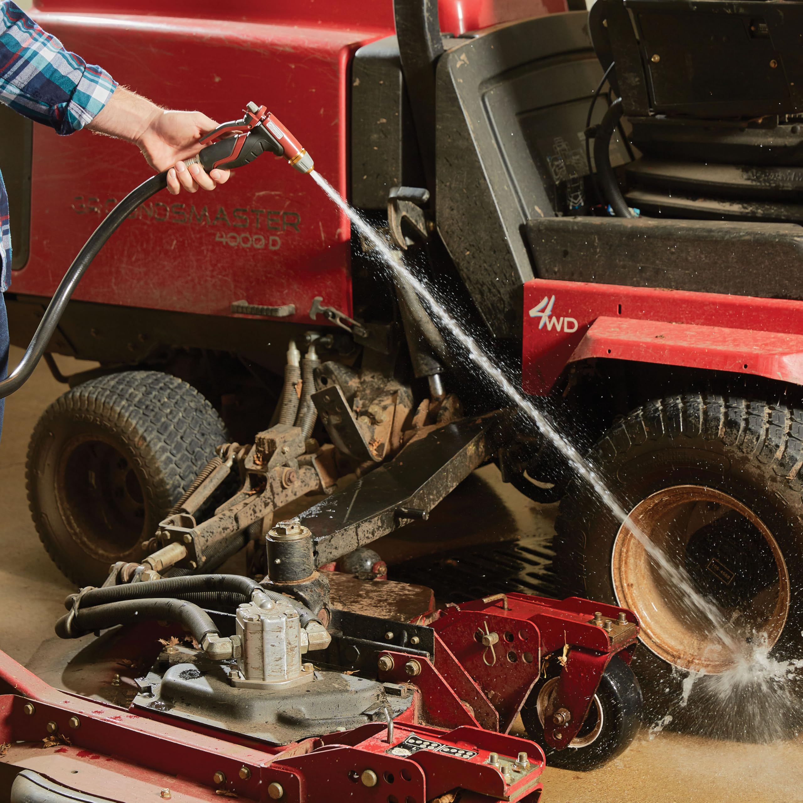 Gilmour Pro hose featuring crush-resistant steel couplings for a tight seal.