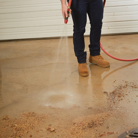 Gilmour Pro 6-ply construction supports durability.