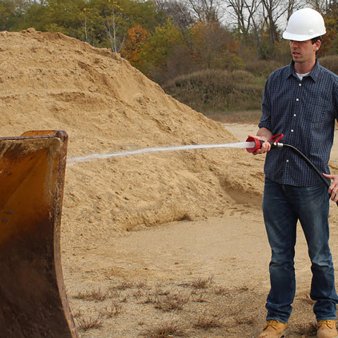 Gilmour Pro Twist nozzle emphasizes heavy-duty metal construction for tougher outdoor tasks.