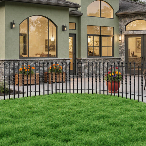 GILPWA 12-panel set offers flexible shapes and temporary fencing options
