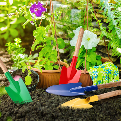 Gisafai compact kids gardening kit sized for small hands