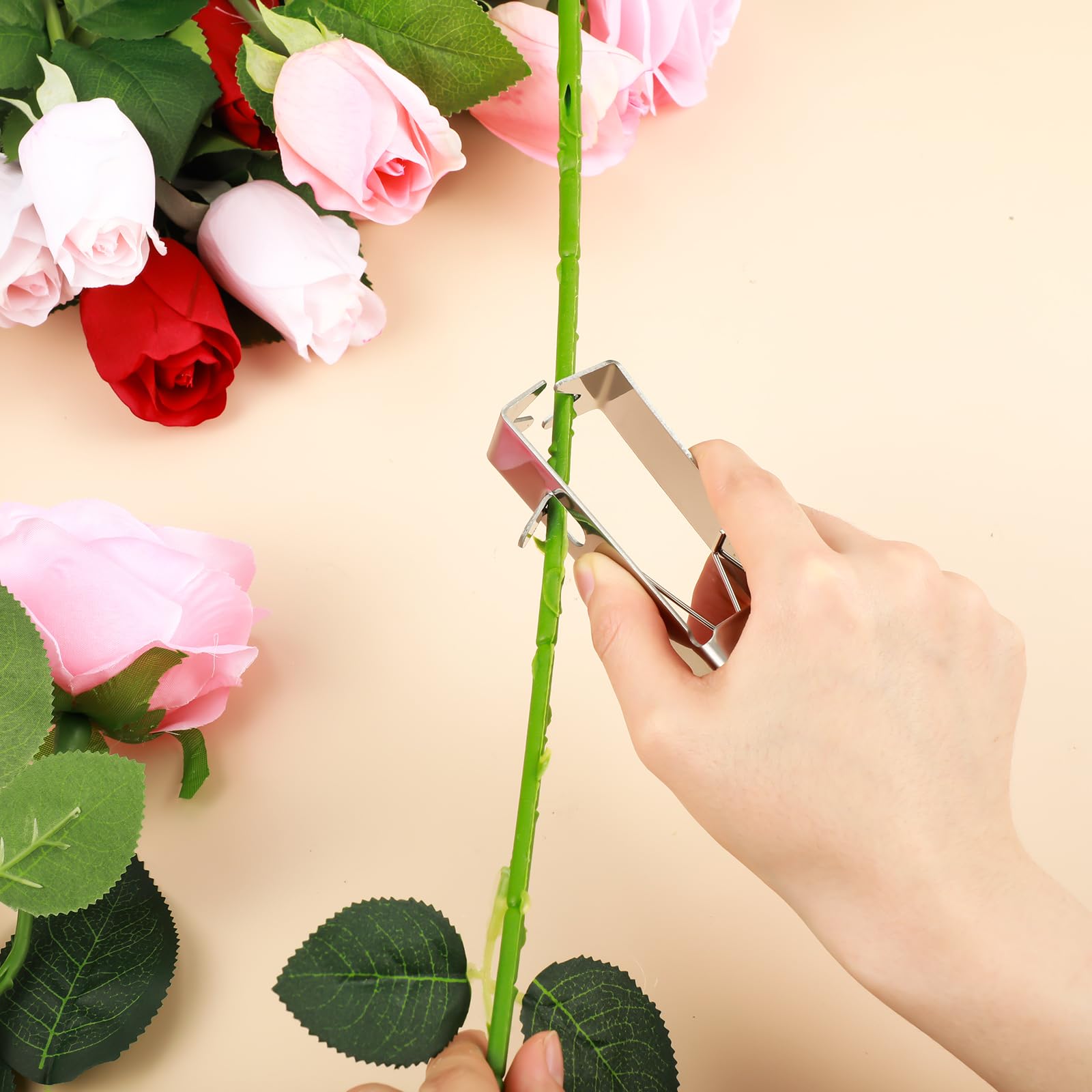 Gisafai rose-handling ease with compact tool size for comfortable grip