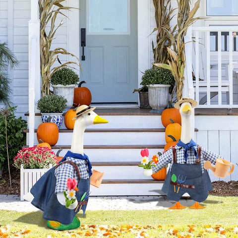 GJL Gardener porch goose flower pot completes the garden look