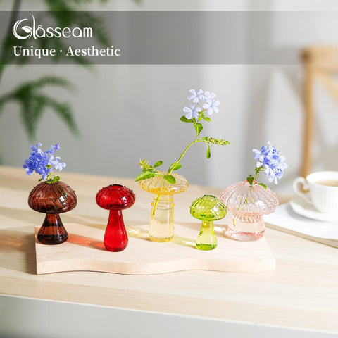 Glasseam packaging keeps the vase safe and gift-ready