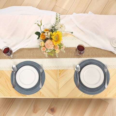 GLDZI table-runner-ready setup for versatile dining