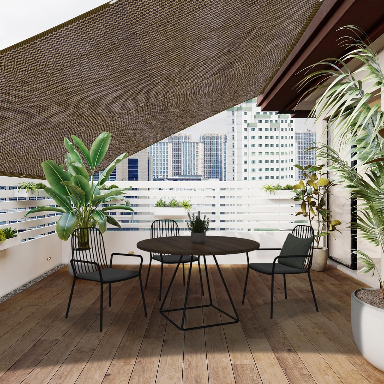 Glieskir versatile shade net suitable for patio and backyard spaces.