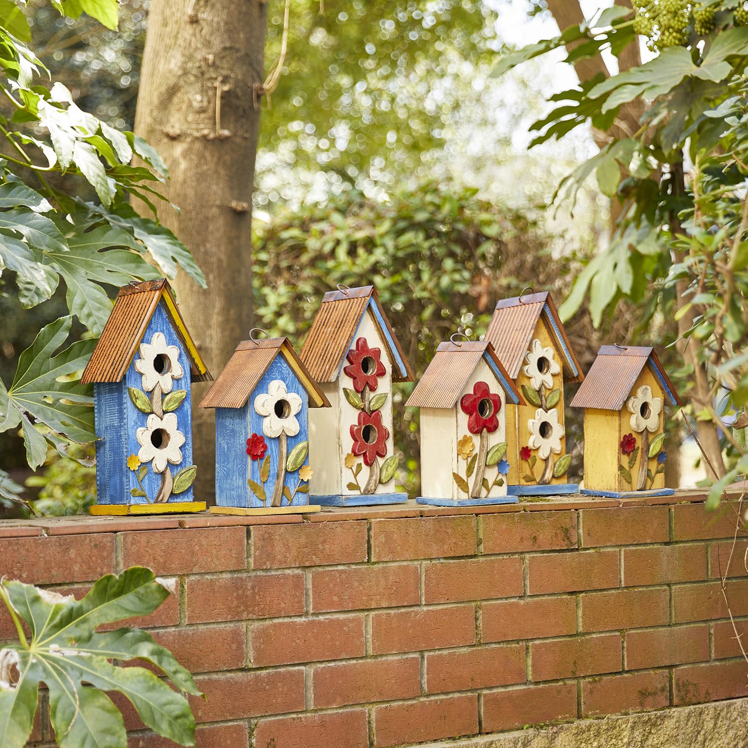 Glitzhome solid wood construction offers eco-friendly, durable shelter for feathered friends.