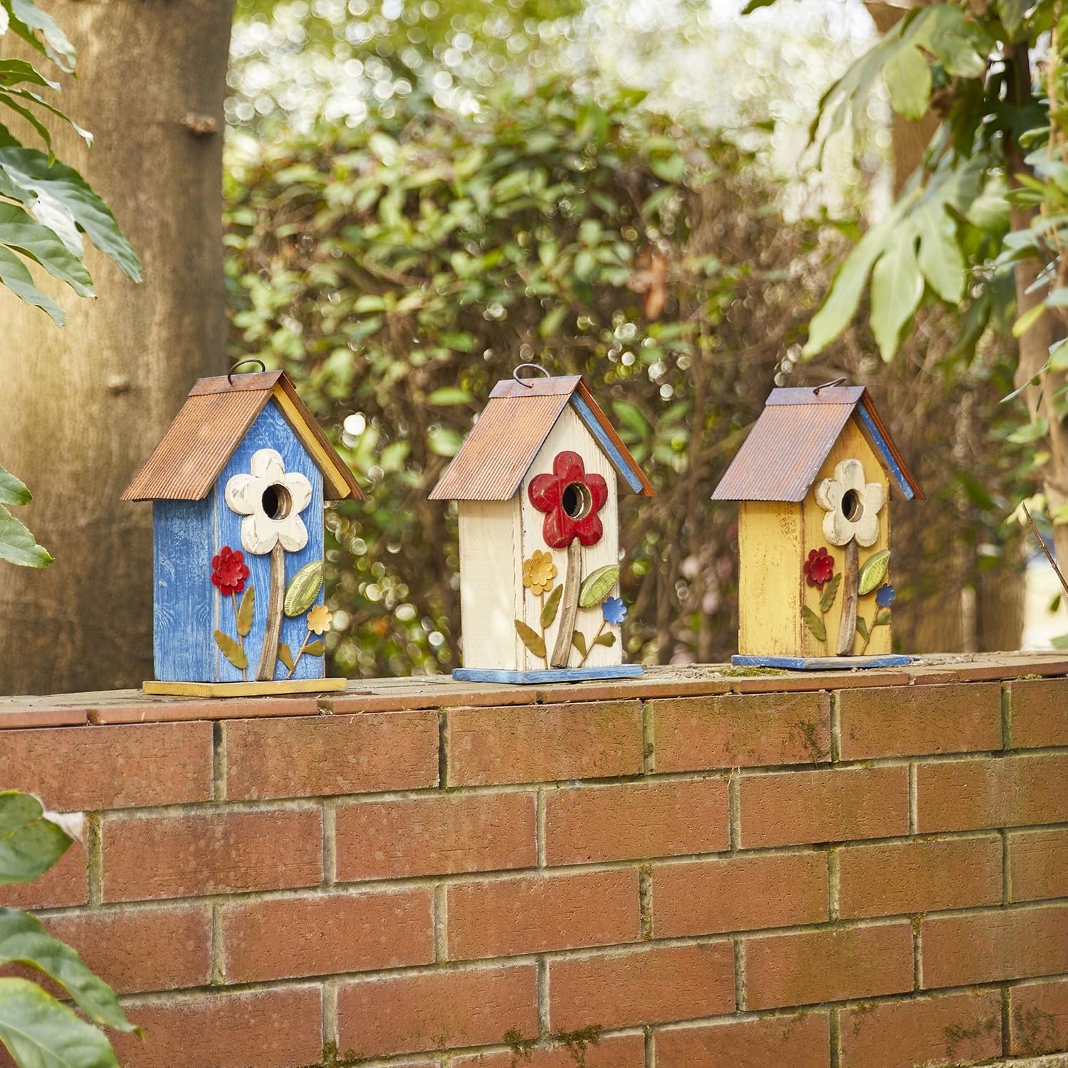Glitzhome hand-painted vintage look enhances porch decor while inviting backyard birds.
