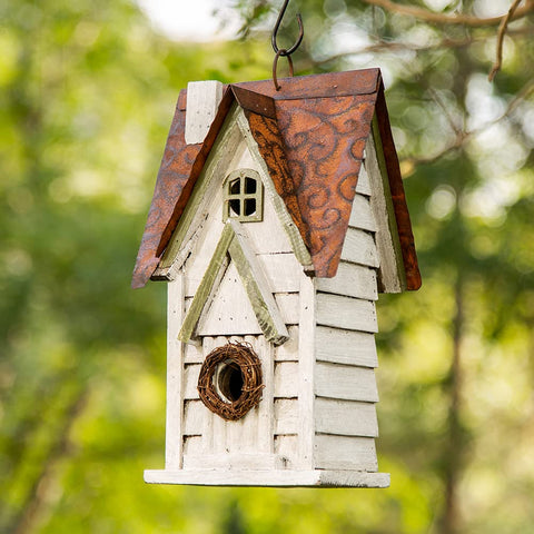 Glitzhome bird house with hanging ring for easy installation.