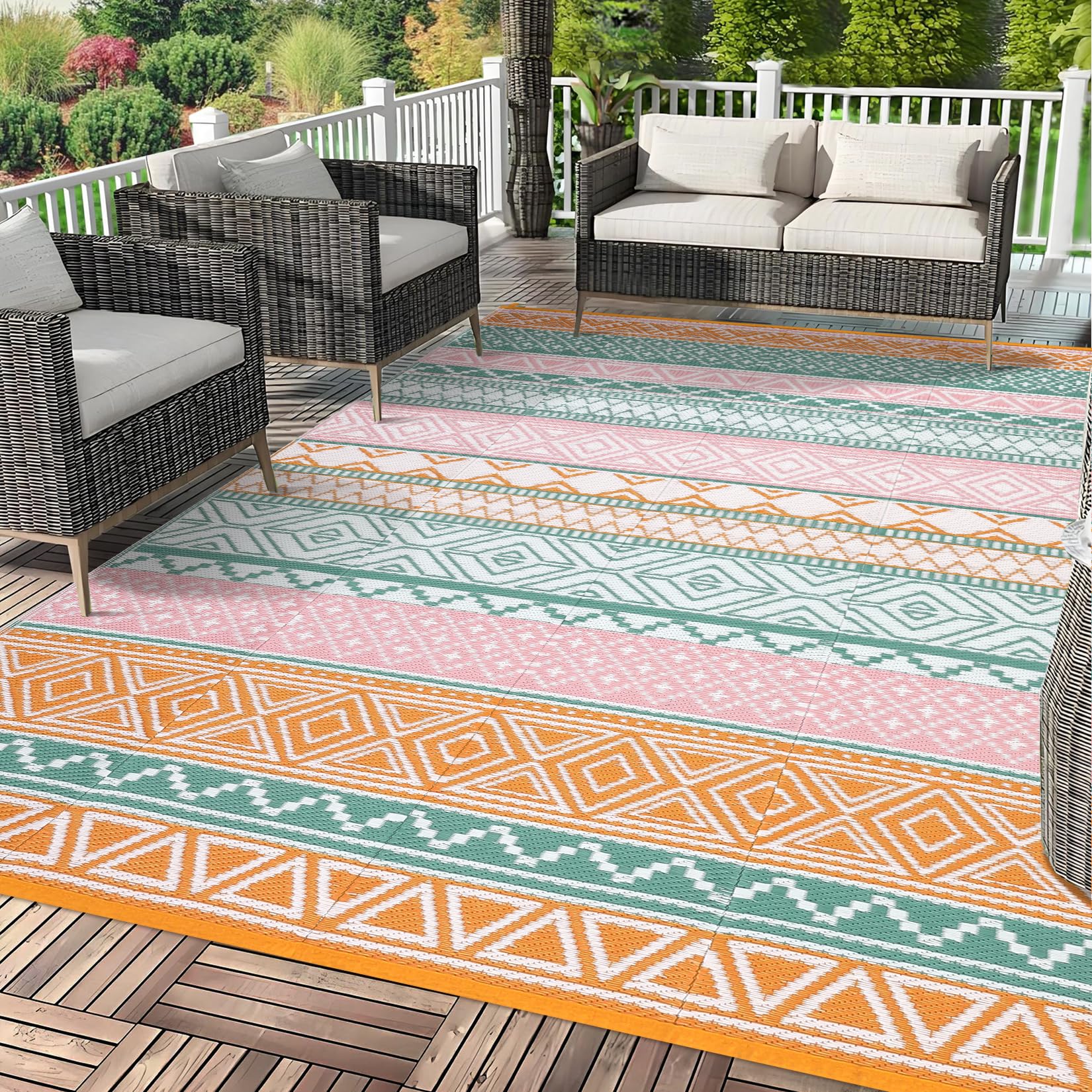 GlowSol outdoor rug white-blue 8x10, non-slip surface for safer outdoor seating.