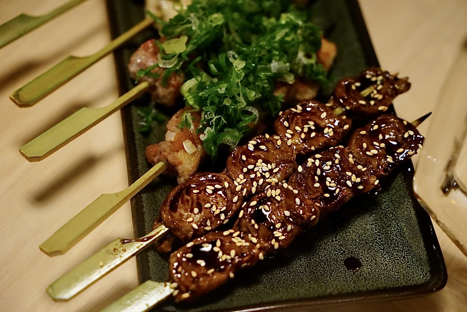 Gmark bamboo paddle skewers food-safe, non-toxic material suitable for recipes.