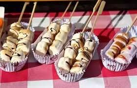 Gmark bamboo paddle skewers multi-purpose design enhances plating and appetizers.