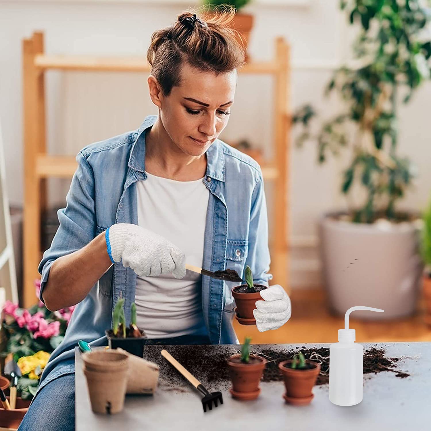 Godehone cleaning brush to keep tools clean after plant care tasks.