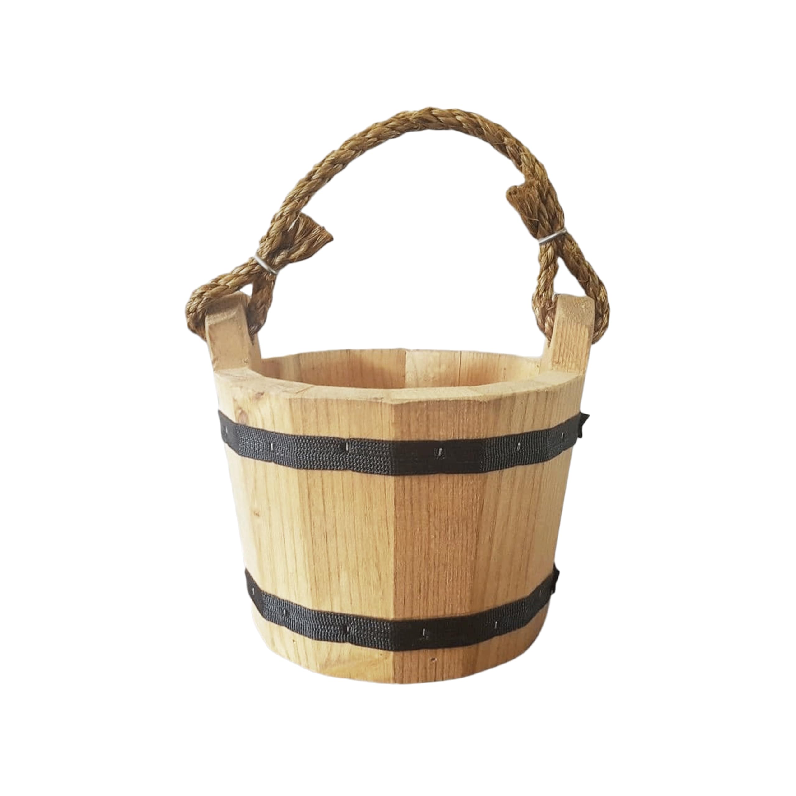 Good Wood bucket-wishing-well with rope handle, ideal for rustic indoor or outdoor decor