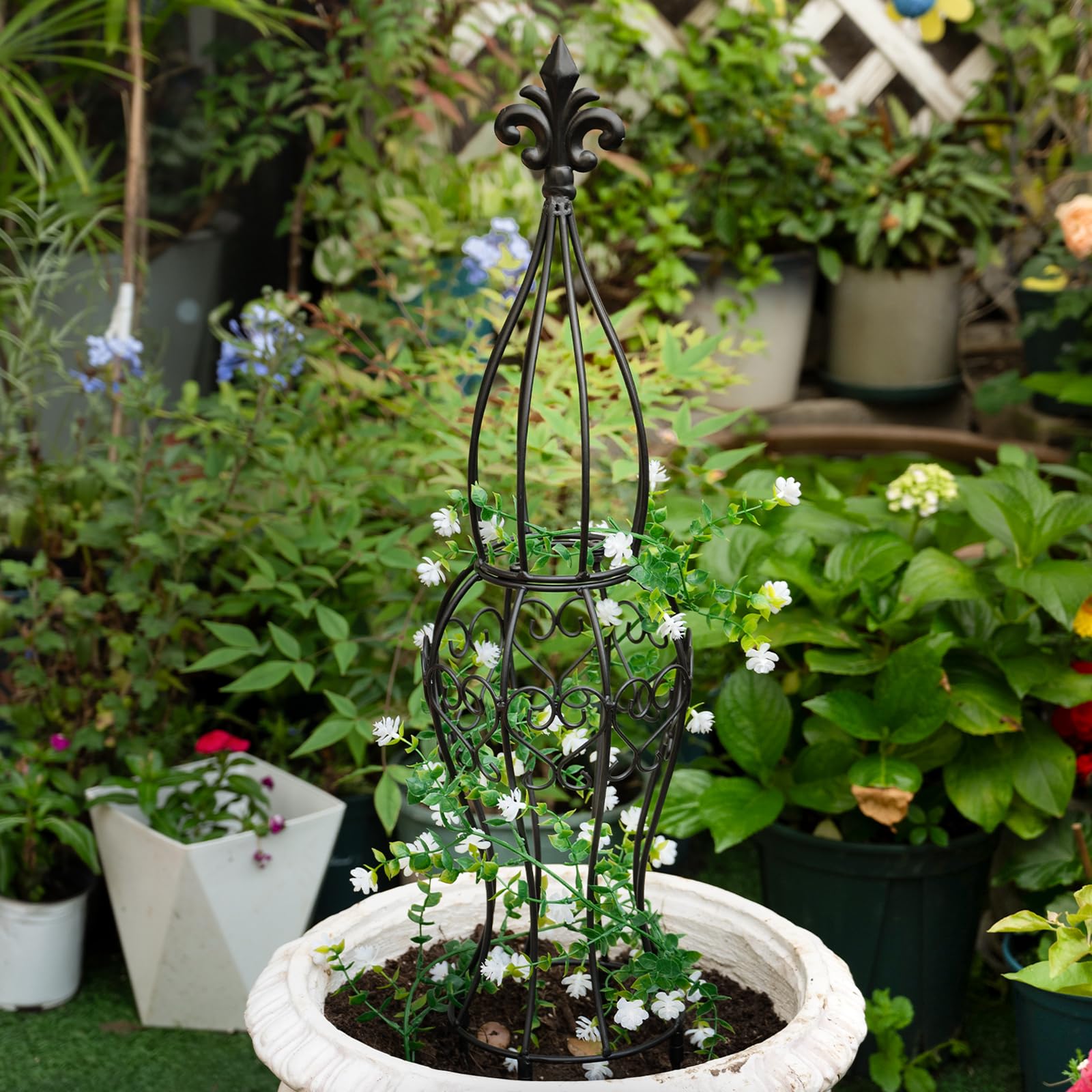 Goooxim Obelisk Trellis - ideal for vertical gardening of climbers and vines.