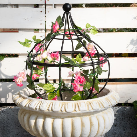GOOXIM garden obelisk trellis assembly enables quick vertical gardening on balconies and patios.