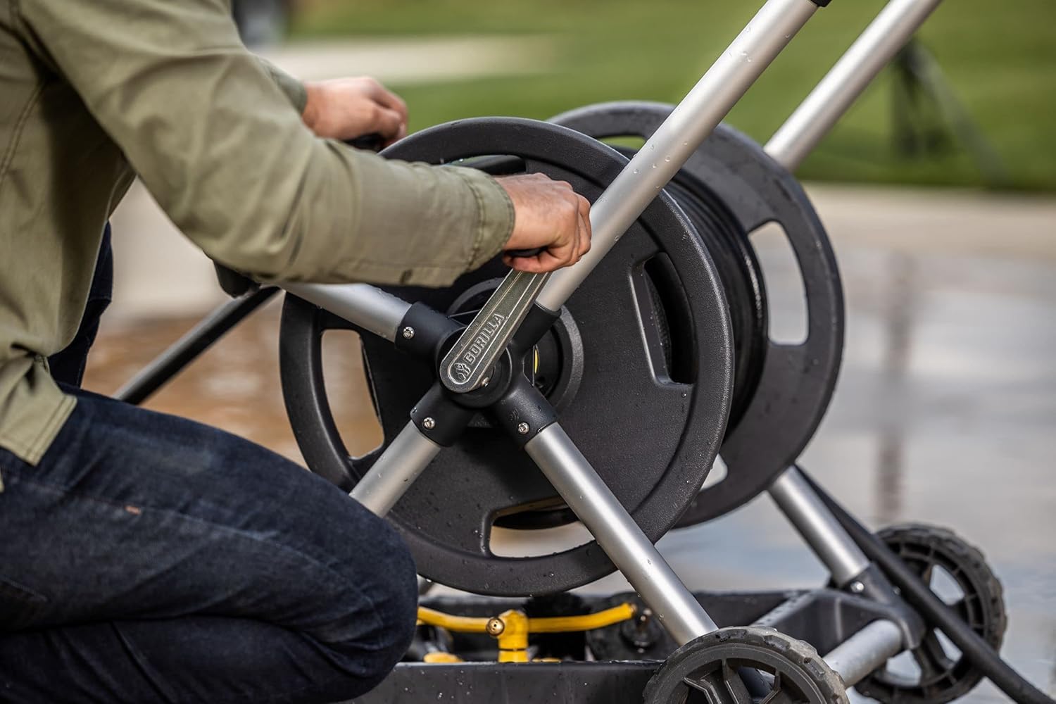 Gorilla Carts wide base stability on lawns and pavement