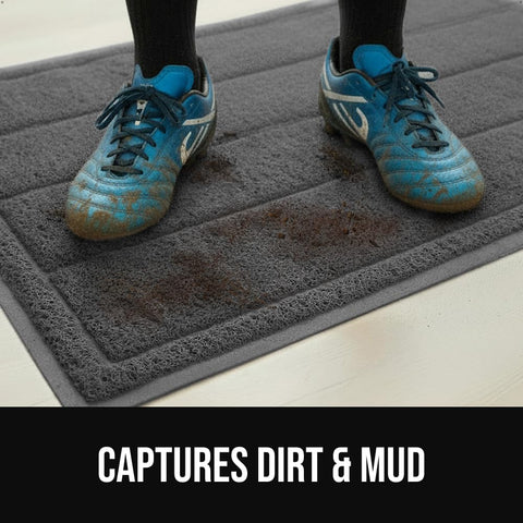 Entryway example with Dirt Grabber mat staying clean at the threshold.