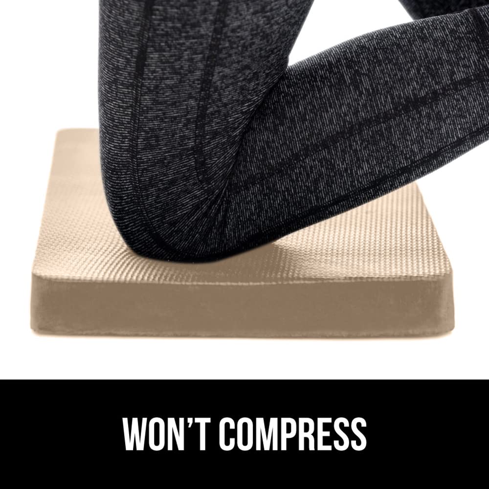 GORILLA GRIP kneeling pad measures 17.5 by 11 inches