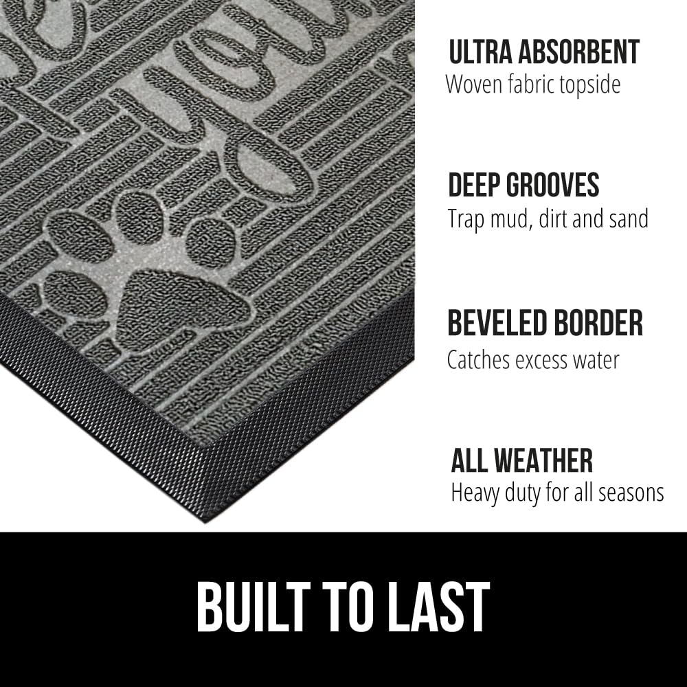 GORILLA GRIP WeatherMAX doormat close-up grooves capture dirt