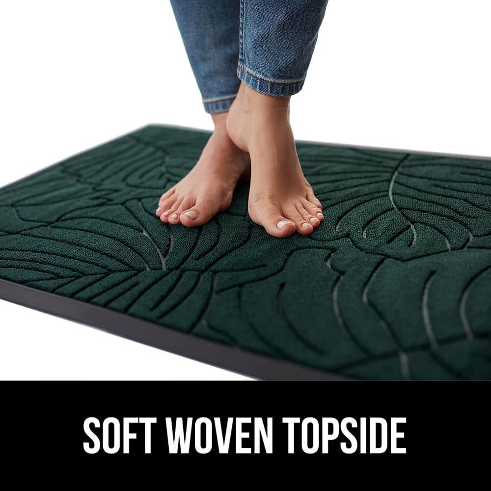 GORILLA GRIP WeatherMAX stain-resistant topside maintains color