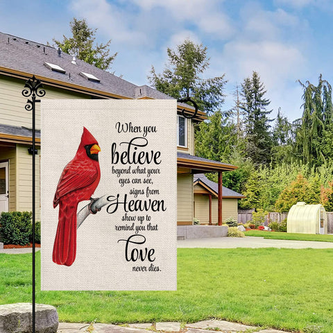 GPGHE Cardinal garden flag adds welcoming curb appeal to porches and yards.