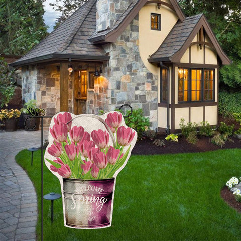 GPGHE Farmhouse-style flag elevates curb appeal with durable double stitching.