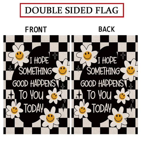 GPGHE vintage smile daisy flag—UV-resistant design brightening yards.