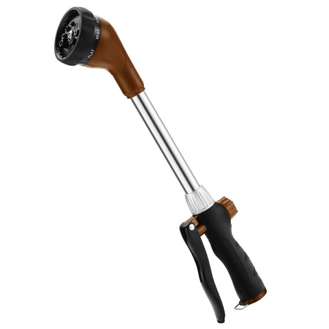 GREEN MOUNT bronze watering wand showing jet pattern for precise lawn watering