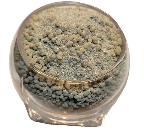 Healthy, harvest-ready plants with Mega Crop base nutrient.