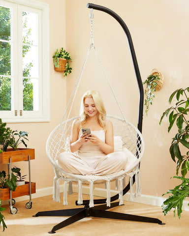 Greenstell Hammock Chair beige cushion highlights cozy versatility.
