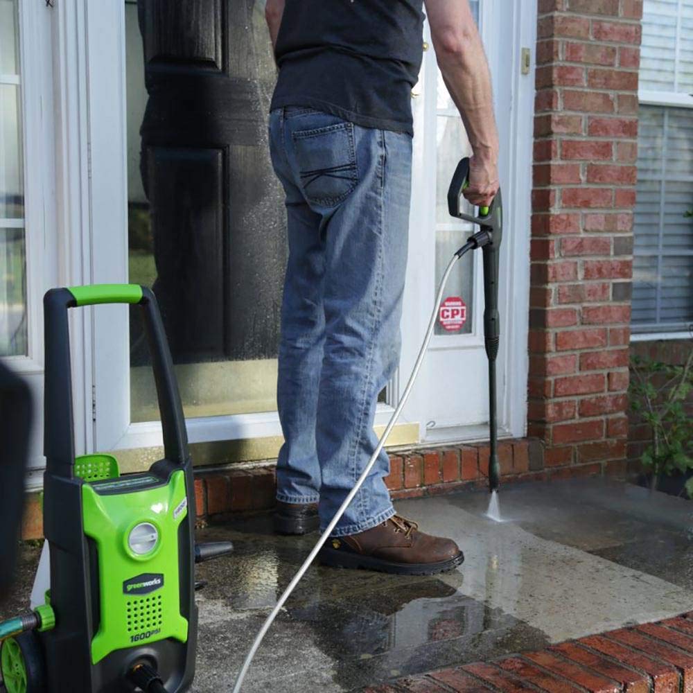 GreenWorks easy attachment process for quick setup on any compatible washer.