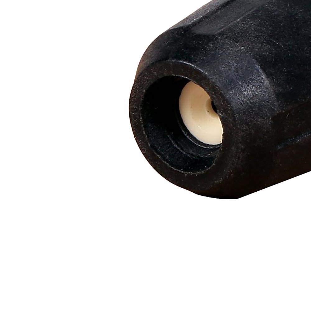 GreenWorks quick-connect 1/4-inch tip enables fast nozzle changes.