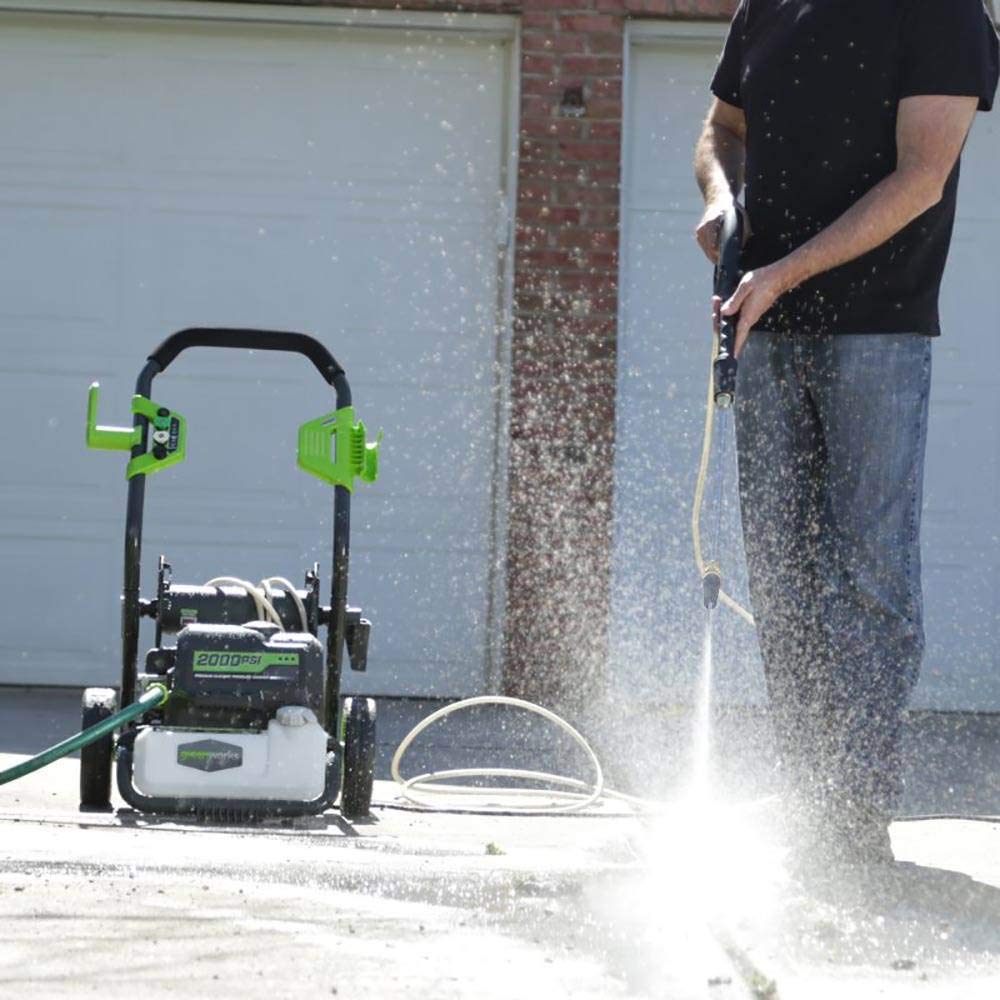 GreenWorks universal replacement parts ensure lasting performance and easy maintenance.
