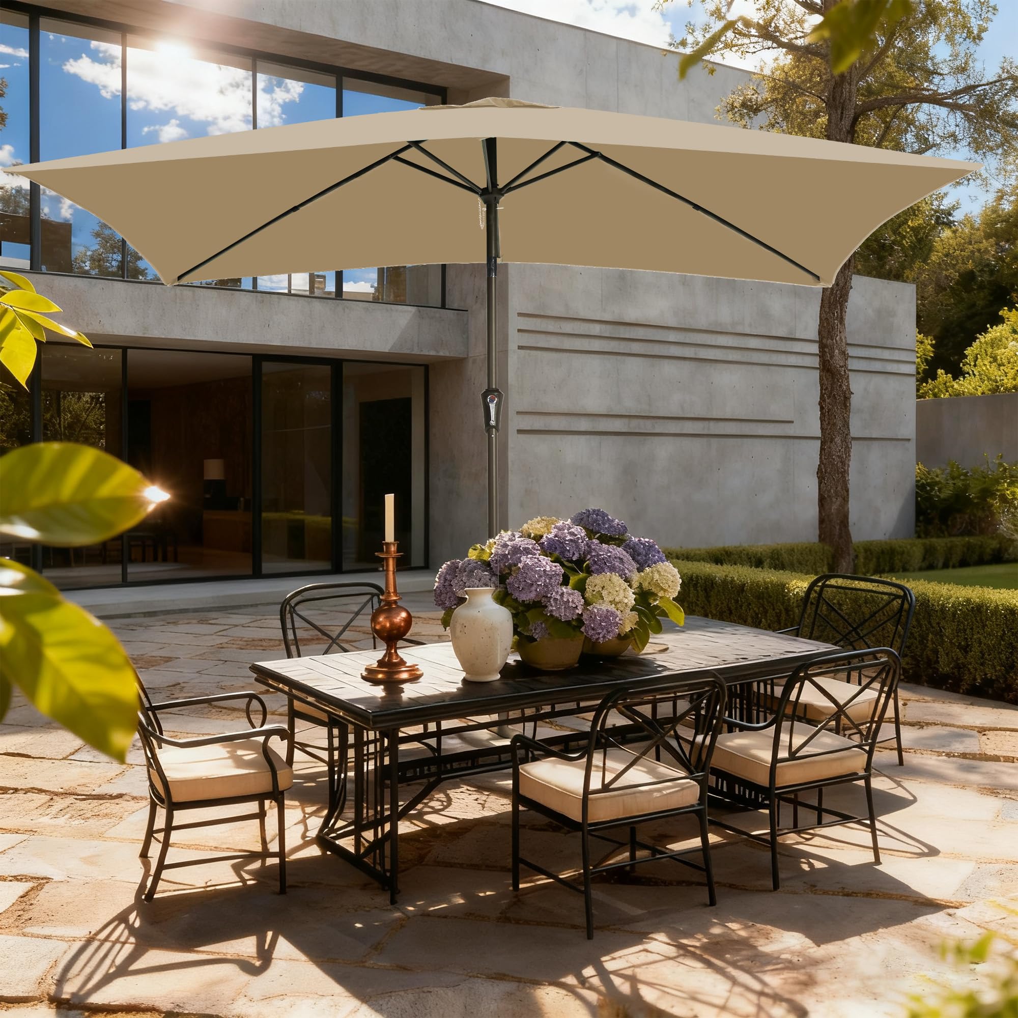 GREFORG push-button tilt enables flexible shade throughout the day.