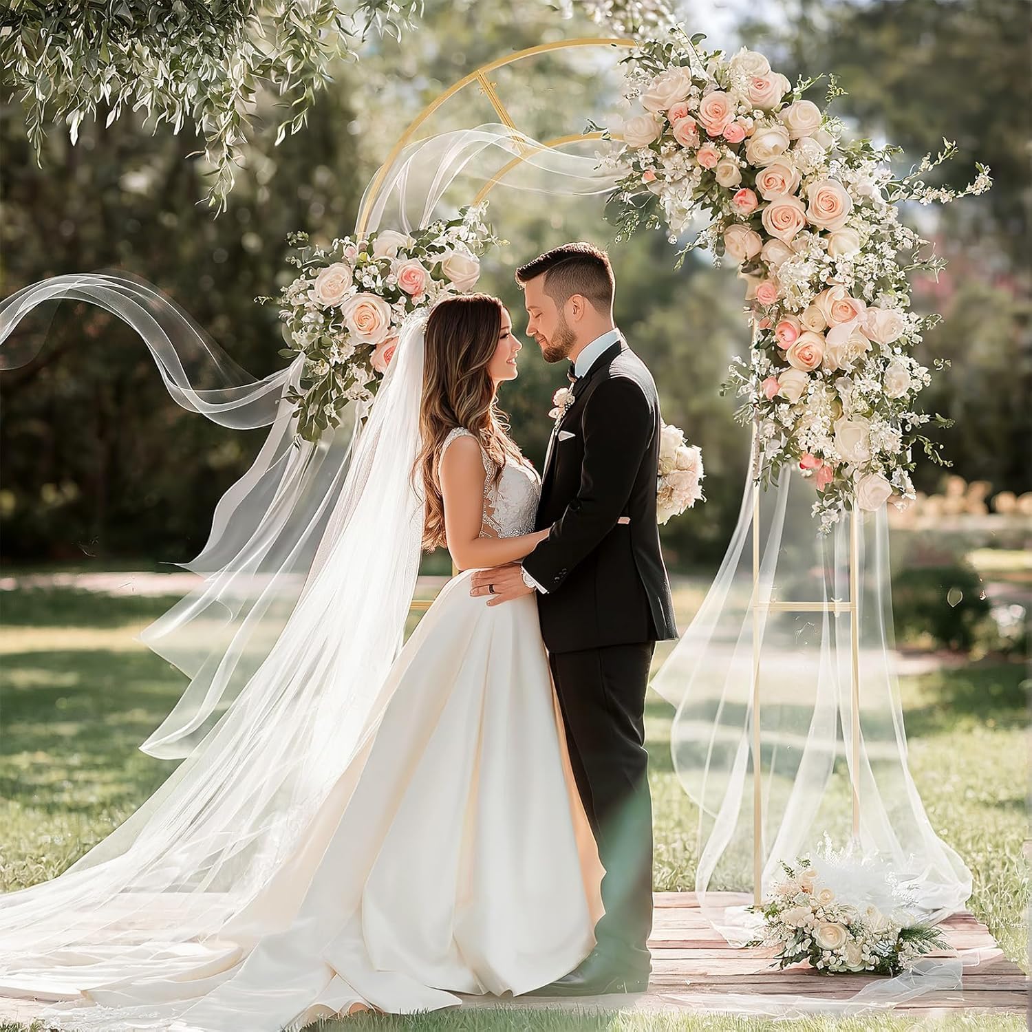 GRENTY double-arch design adds depth for wedding ceremonies.