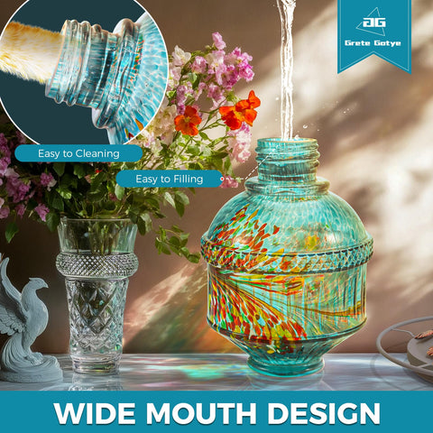 Grete Gotye wide-mouth bottle for effortless refilling and easy cleaning.
