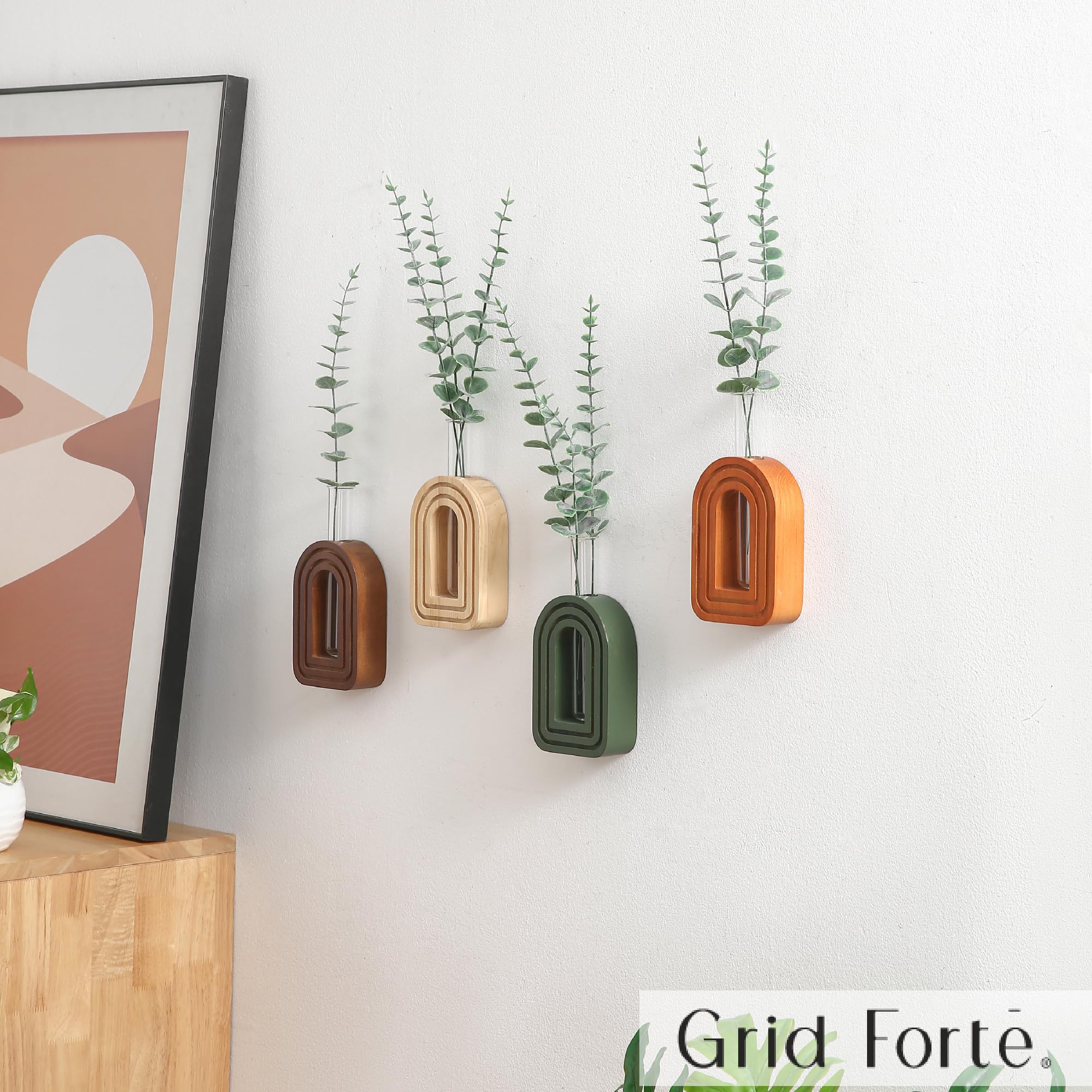 GRID FORTE propagation vases support fresh or dried blooms for seasonal displays