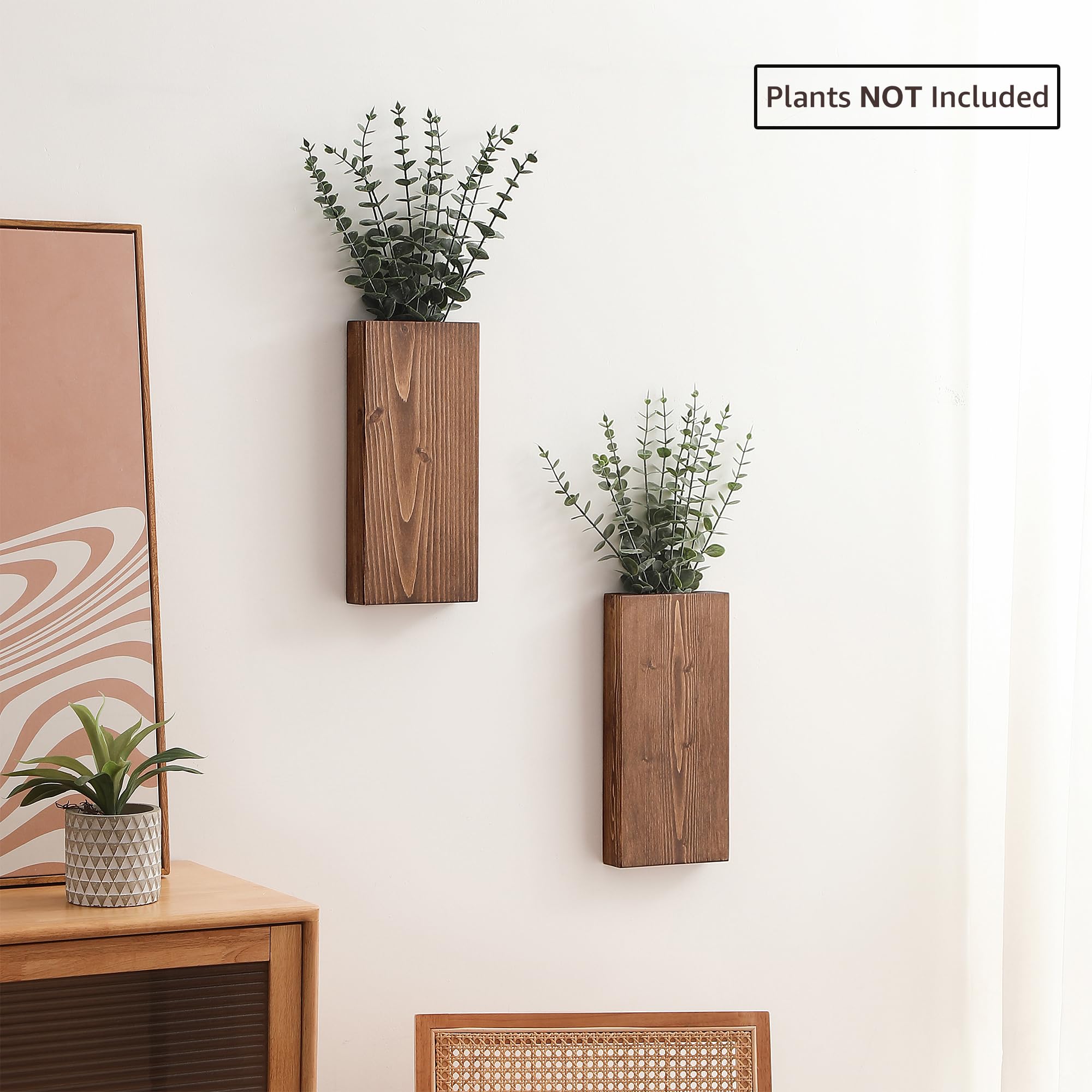 GRID FORTE floating design highlights minimalist wall display for plants