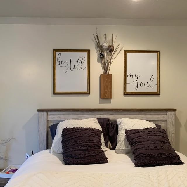 GRID FORTE modern farmhouse decor in living room with warm wood texture