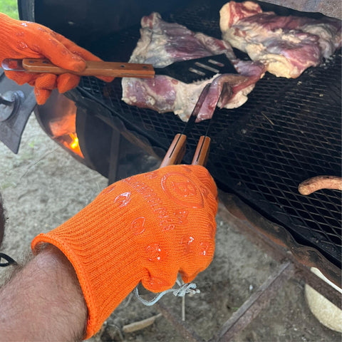 Grill Armor Gloves show 932°F protection for hot ovens and grills.