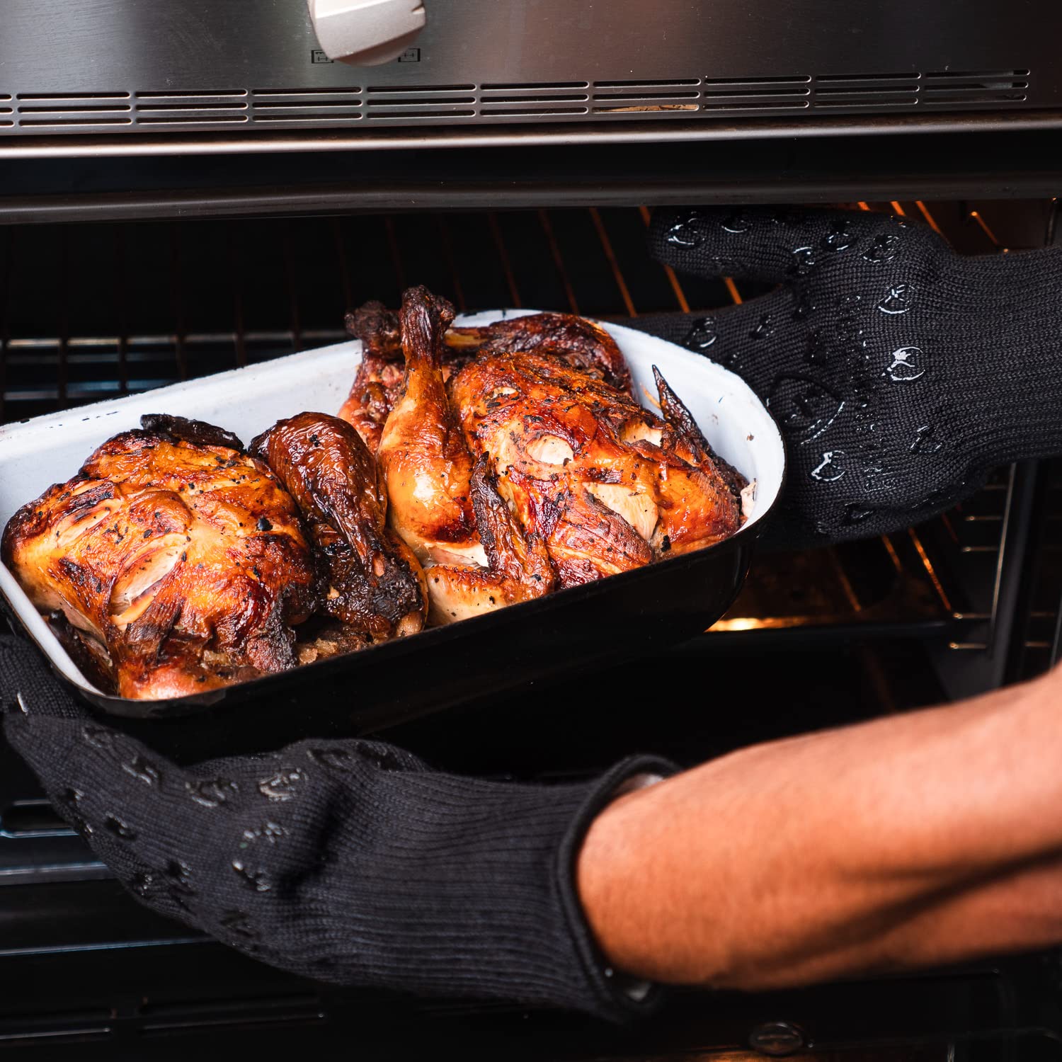 Grill Armor Gloves offer EN388 cut resistance for safer knife handling.