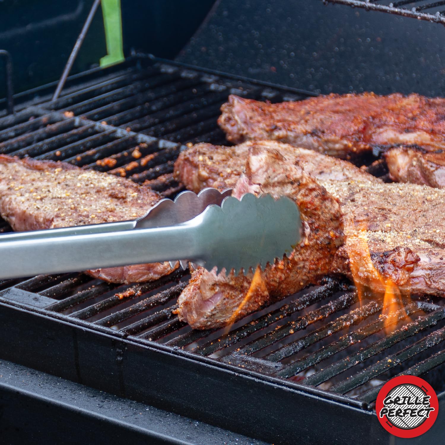 Grille Perfect locking ring and hanging design for easy storage