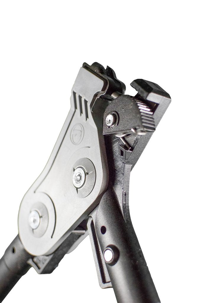 GRIPPLE Torq Tool Tensioner demonstrates high-load capability in rugged setups.