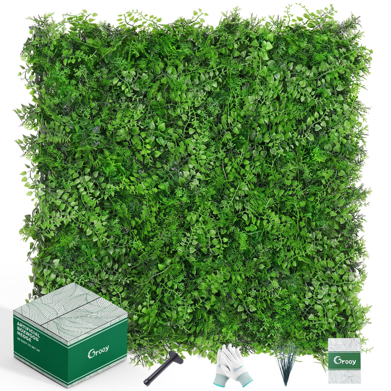 Grooy artificial hedge leaf detail shows lifelike texture for a natural look.