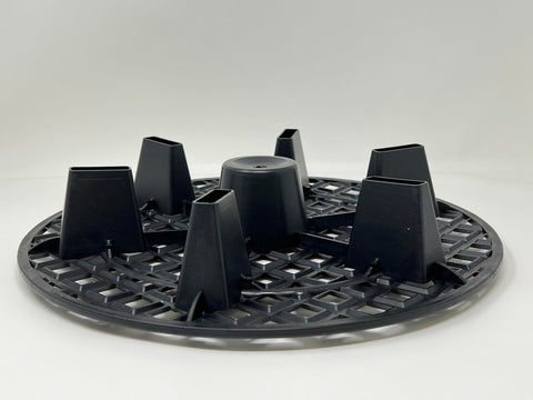 GROWDOTS elevated stand helps prevent mold by avoiding excess moisture.